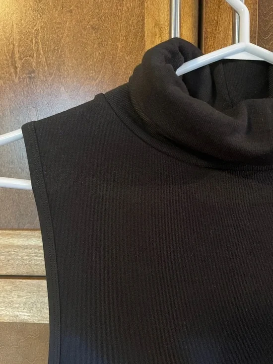 C’est Moi Black Sleeveless Turtleneck Dress - Picture 3 of 5